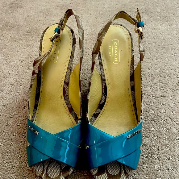 Coach Wedges size 9 - Picture 3 of 4